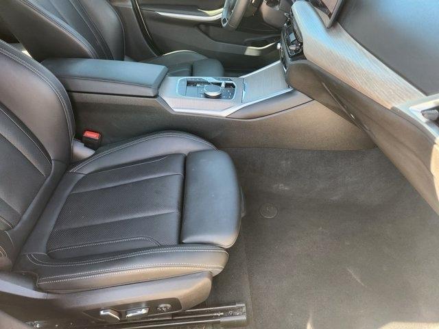 BMW 3-Series 330i 2025