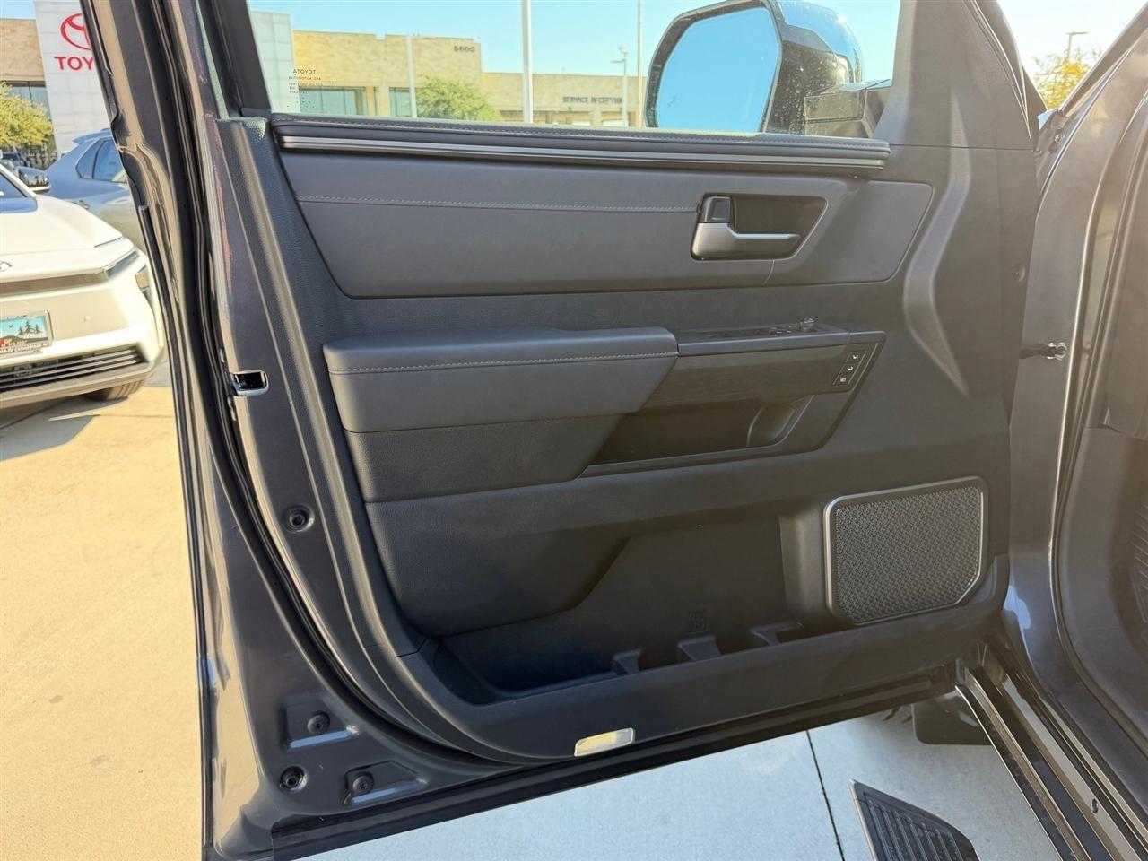 Toyota Sequoia TRD Pro 4WD 2026