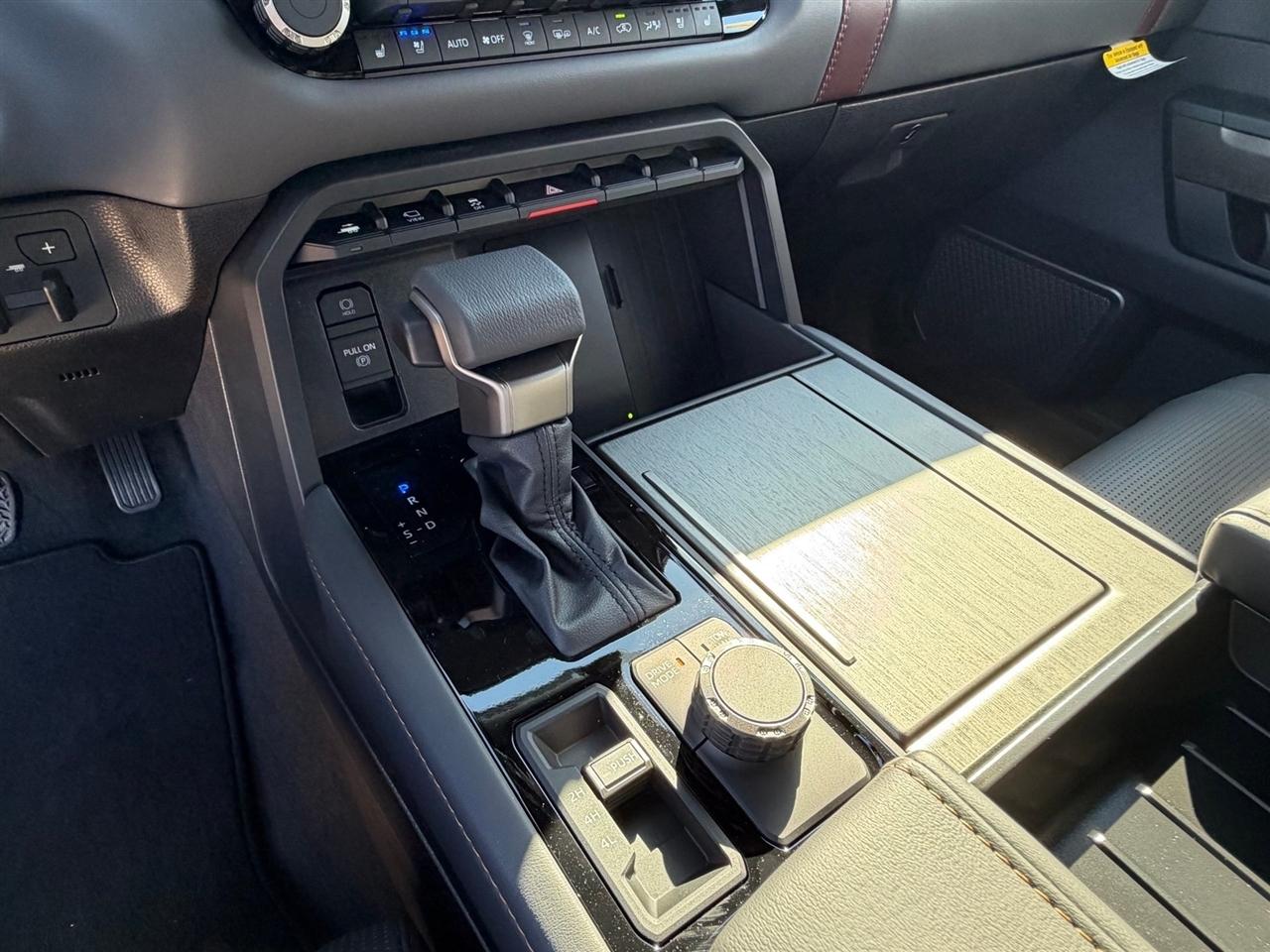 Toyota Sequoia TRD Pro 4WD 2026