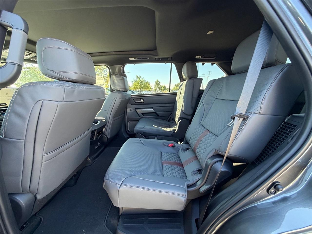 Toyota Sequoia TRD Pro 4WD 2026