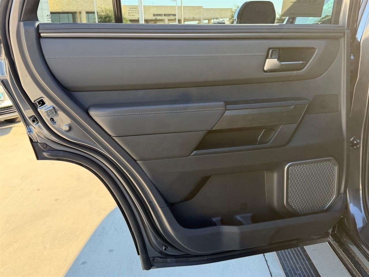 Toyota Sequoia TRD Pro 4WD 2026