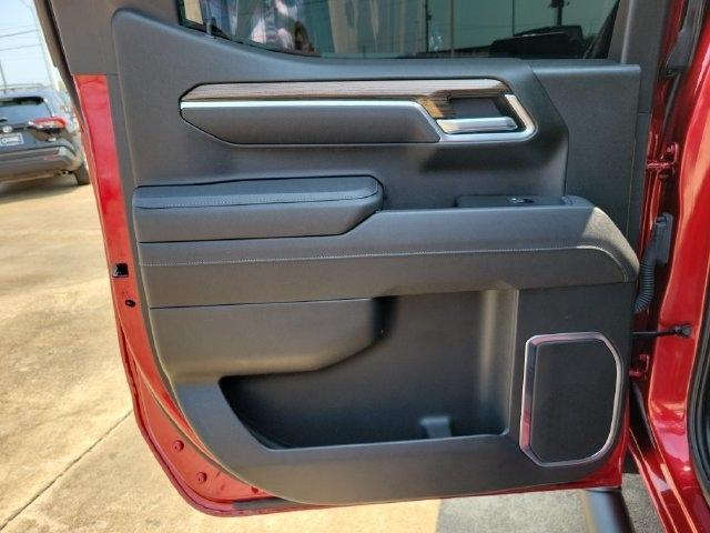 Chevrolet Silverado 1500 RST Crew Cab 4WD 2025