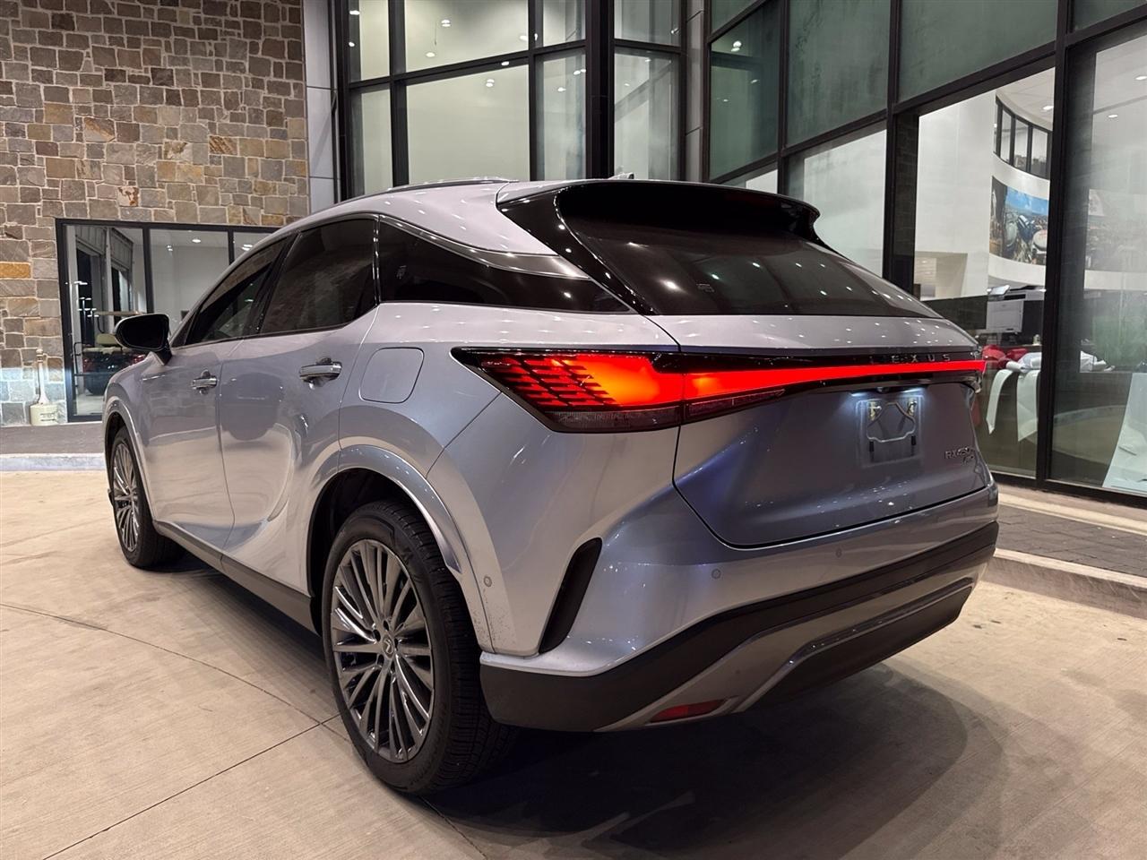 Lexus RX 450h+ Luxury AWD 2025