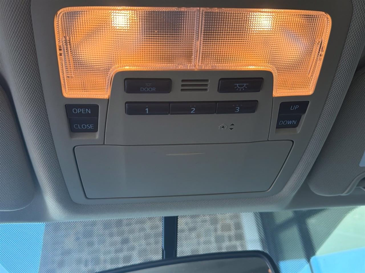 Toyota Highlander Limited FWD V6 2015
