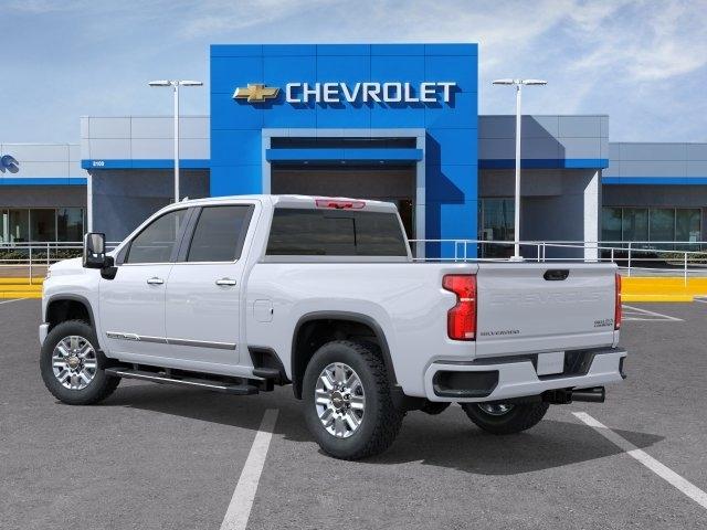 Chevrolet Silverado 2500HD High Country Crew Cab Long Box 4WD 2026