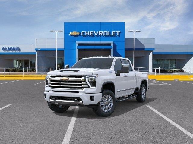 Chevrolet Silverado 2500HD High Country Crew Cab Long Box 4WD 2026