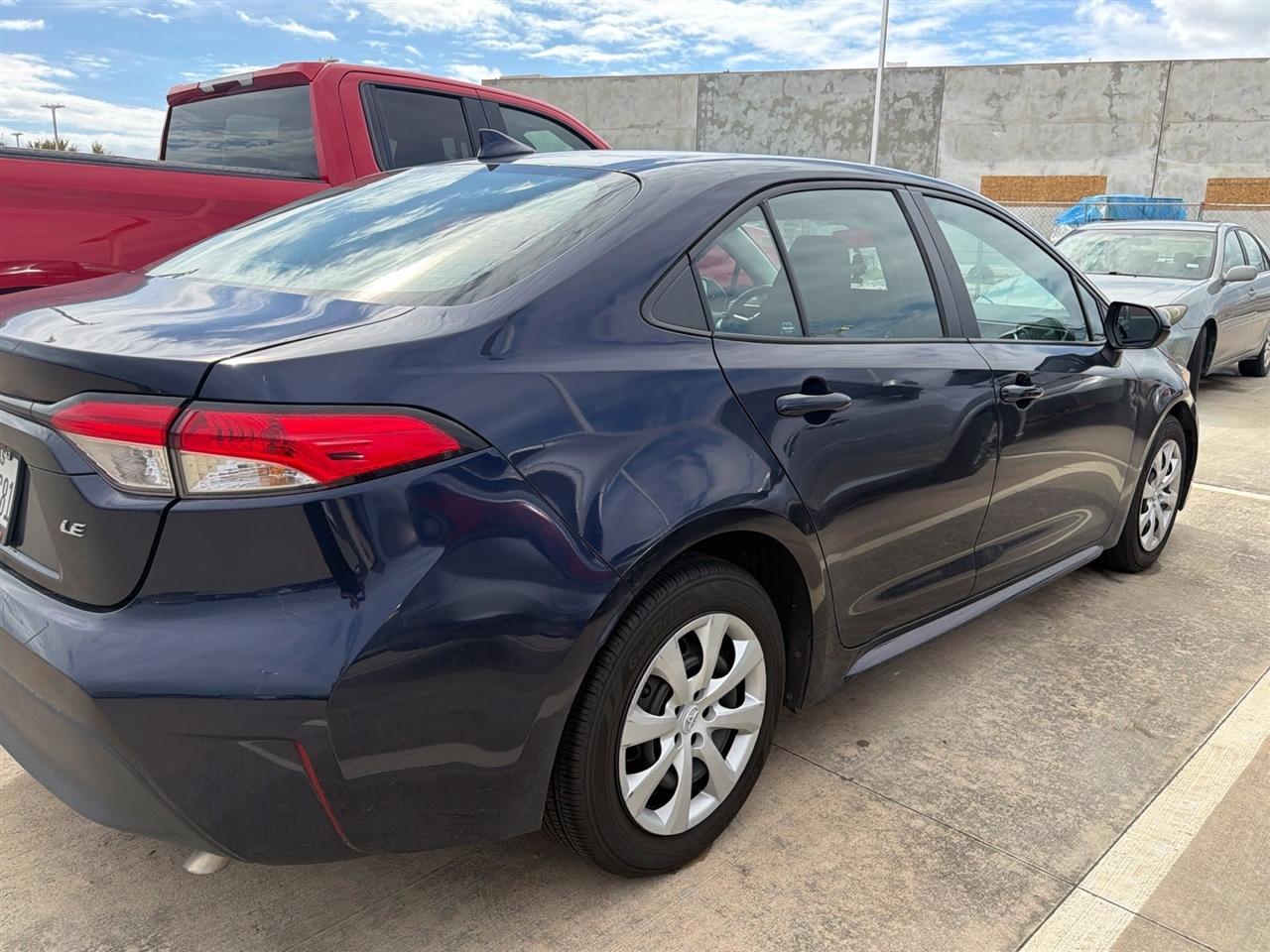 Toyota Corolla LE 2024