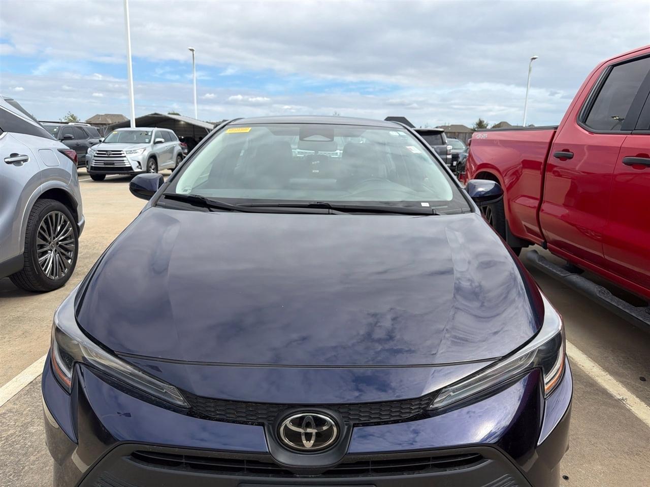 Toyota Corolla LE 2024