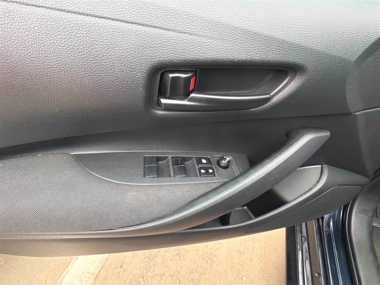 Toyota Corolla LE 2024