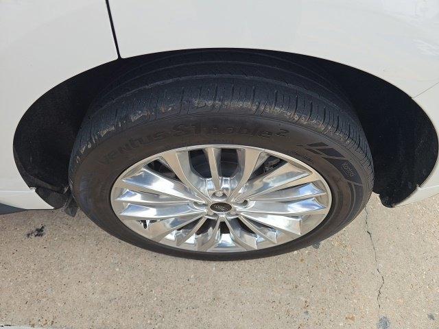 Ford Edge Titanium AWD 2022