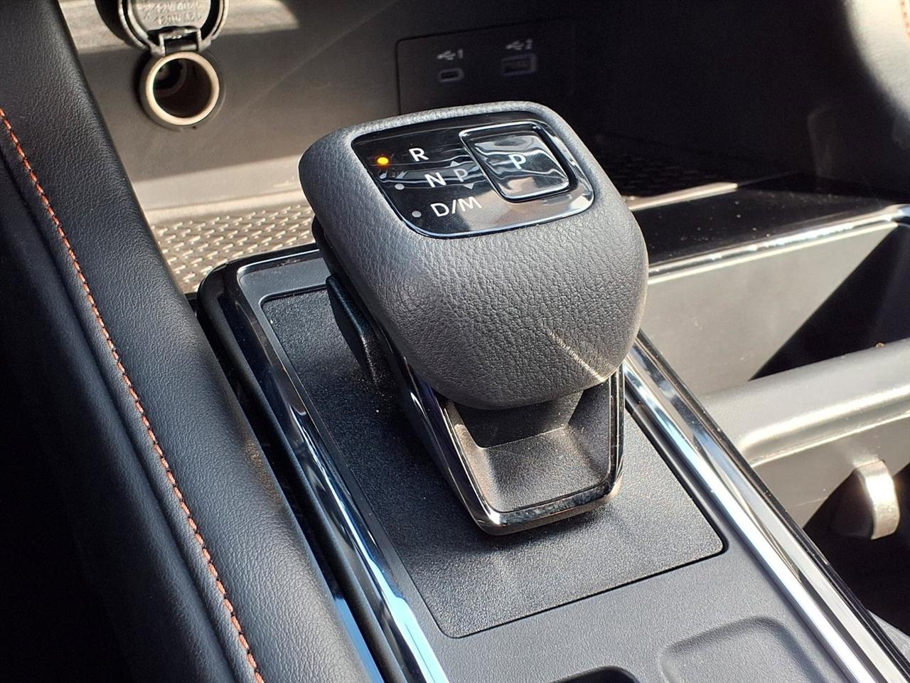 Nissan Pathfinder SV 4WD 2025