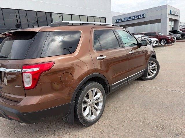 Ford Explorer Limited 4WD 2011