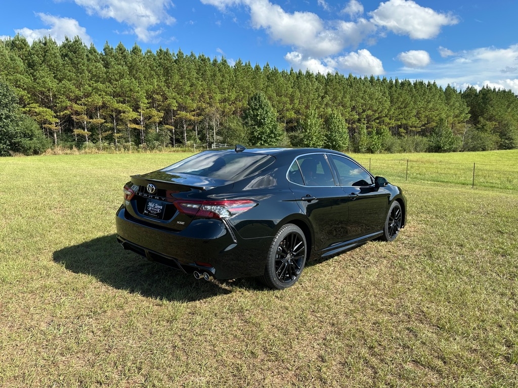 2023 Toyota Camry XSE photo 3