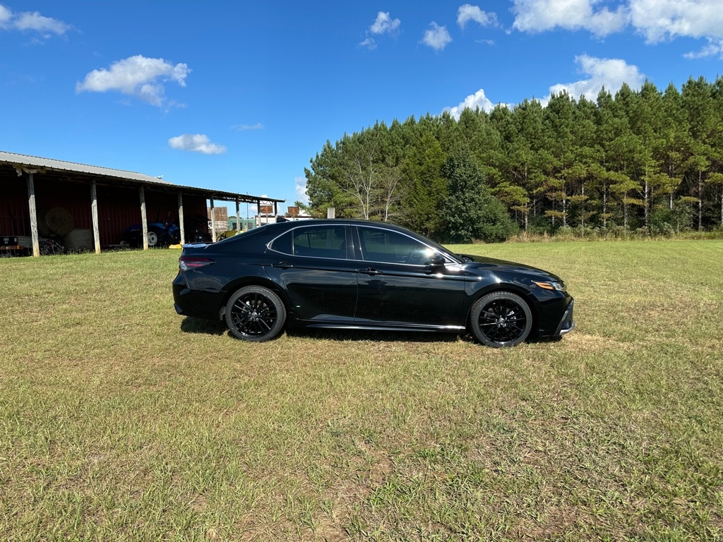 2023 Toyota Camry XSE photo 7