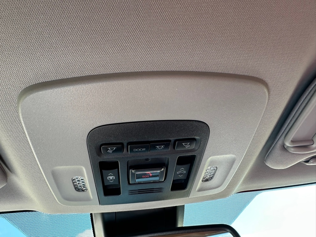 2023 Toyota Camry XSE photo 19