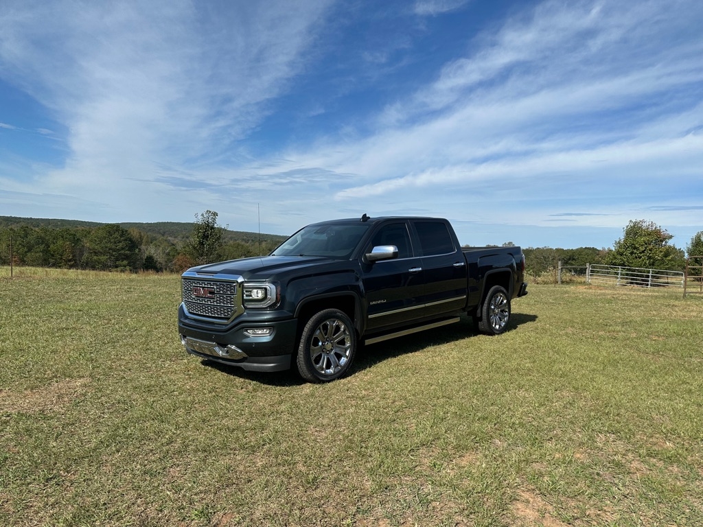 GMC Sierra 1500 4WD Crew Cab 143.5" Denali 2018 GMC Sierra 1500 4WD Crew Cab 143.5" Denali 2018