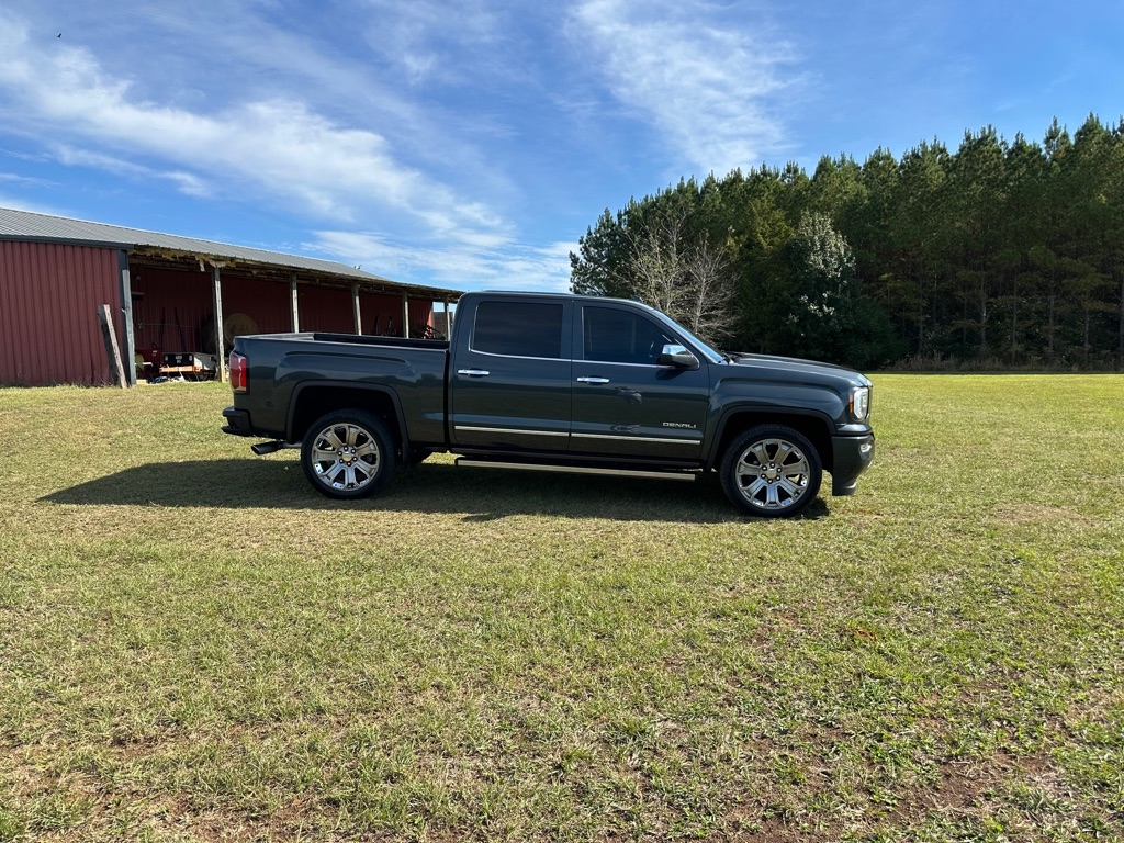 GMC Sierra 1500 4WD Crew Cab 143.5" Denali 2018 GMC Sierra 1500 4WD Crew Cab 143.5" Denali 2018