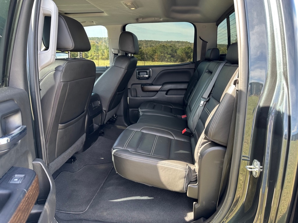 GMC Sierra 1500 4WD Crew Cab 143.5" Denali 2018 GMC Sierra 1500 4WD Crew Cab 143.5" Denali 2018
