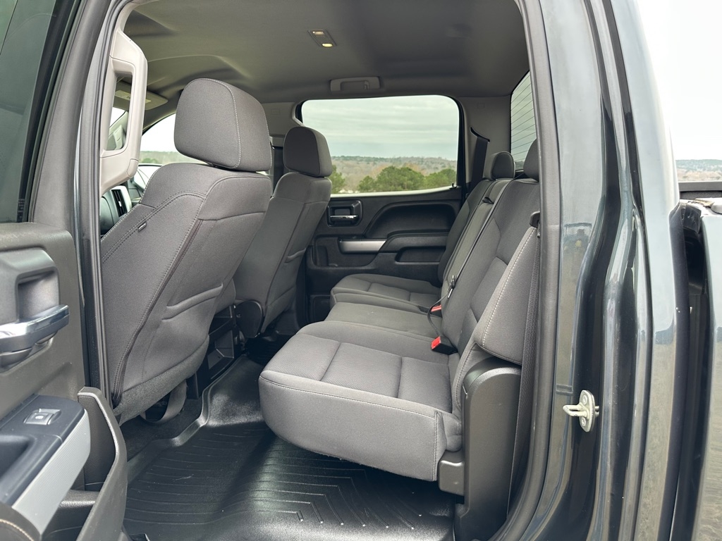 Chevrolet Silverado 1500 4WD Crew Cab 143.5" LT w/2LT 2018