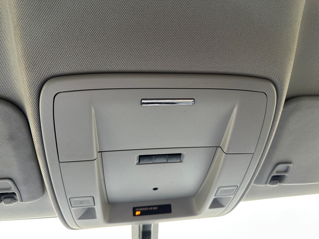 Chevrolet Silverado 1500 4WD Crew Cab 143.5" LT w/2LT 2018