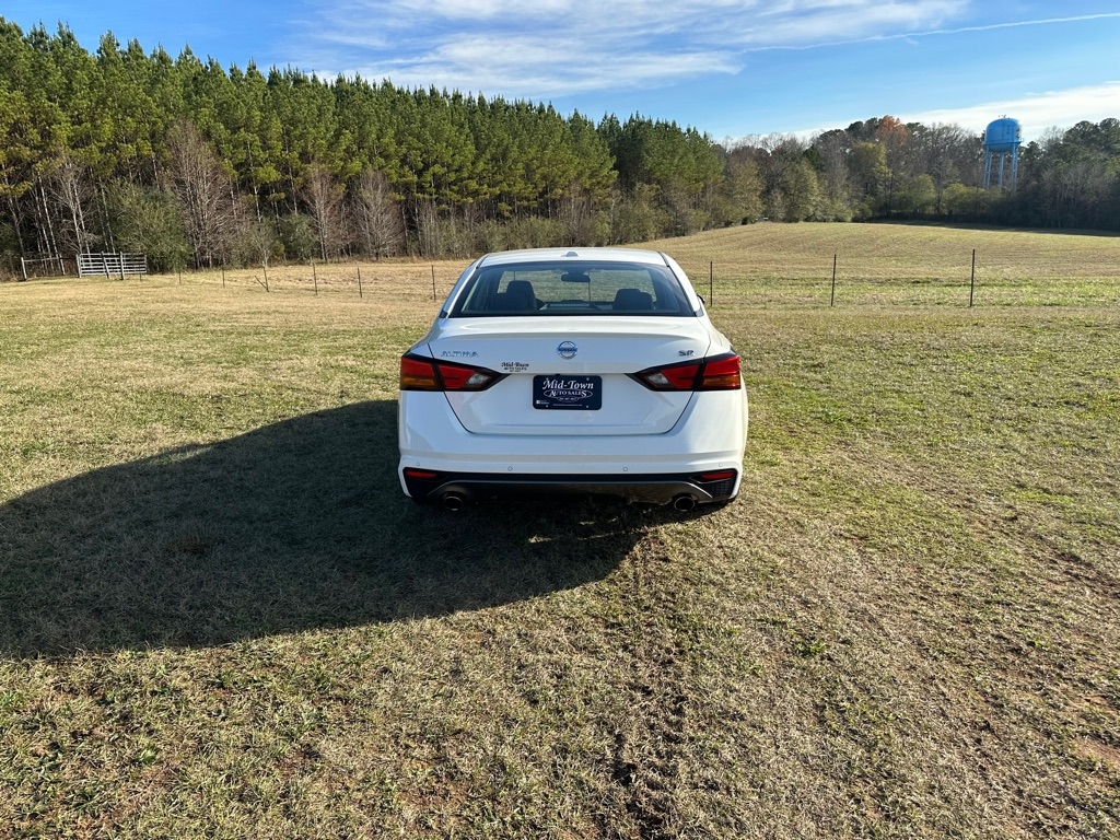 Nissan Altima 2.5 SR Sedan 2021
