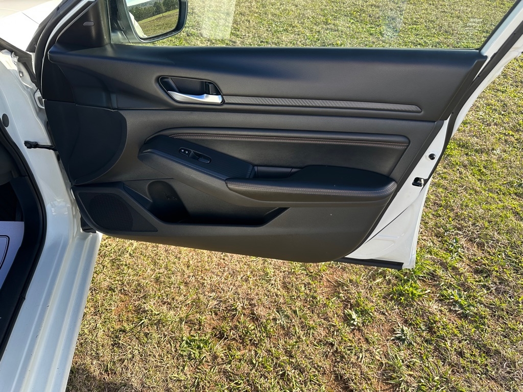 Nissan Altima 2.5 SR Sedan 2021