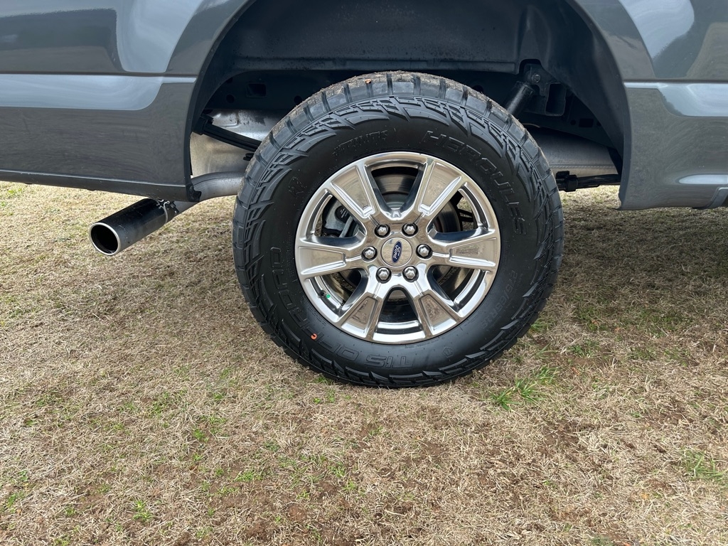 Ford F-150 XLT SuperCrew 5.5-ft. Bed 4WD 2017