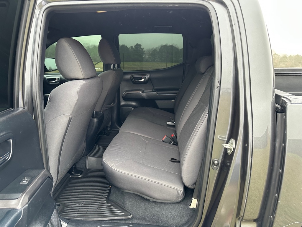 Toyota Tacoma SR5 Double Cab V6 2017