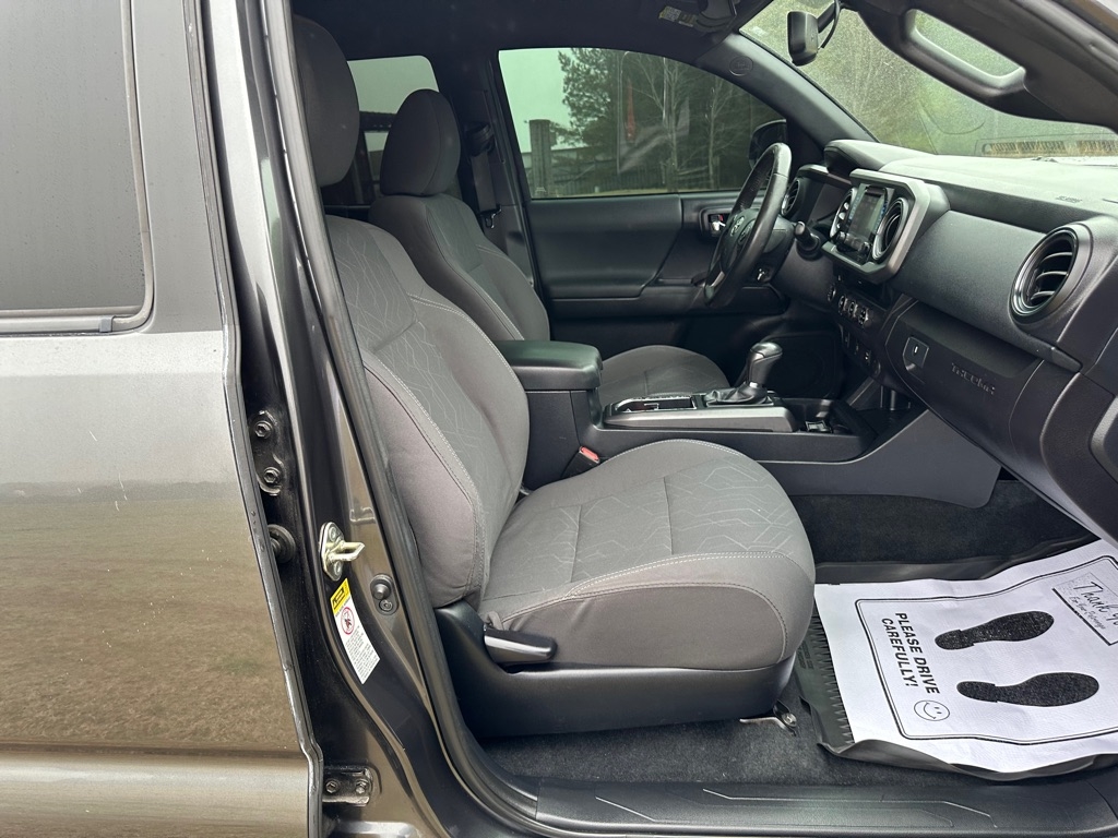 Toyota Tacoma SR5 Double Cab V6 2017