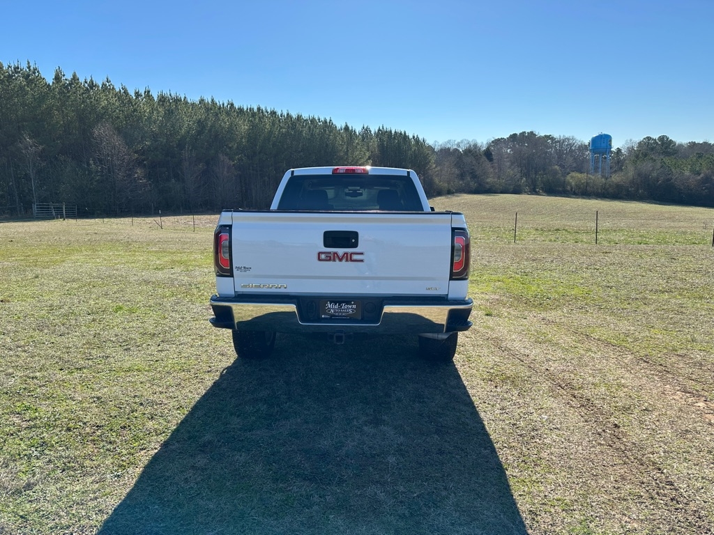GMC Sierra 1500 2WD Crew Cab 143.5" SLT 2017