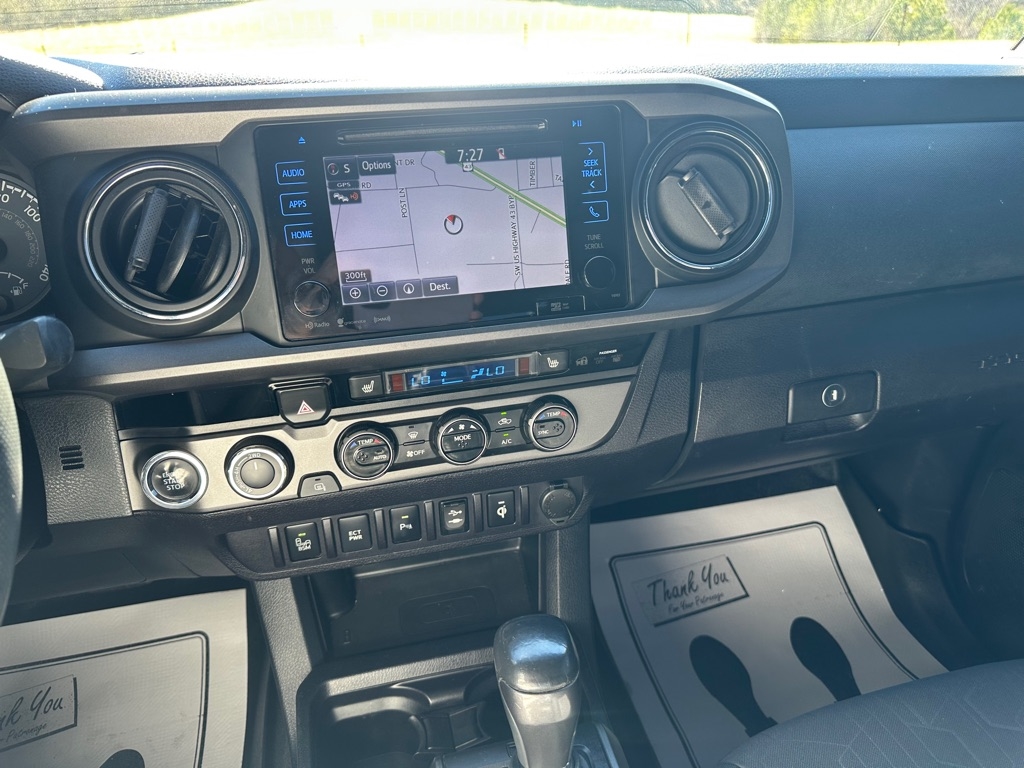 Toyota Tacoma SR5 Double Cab 5' Bed V6 4x4 AT (Natl) 2017