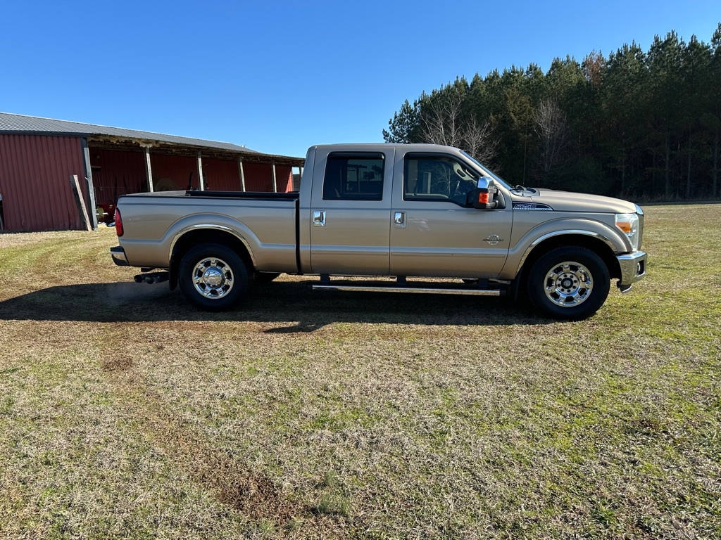 Ford Super Duty F-250 SRW 2WD Crew Cab 156" King Ranch 2012