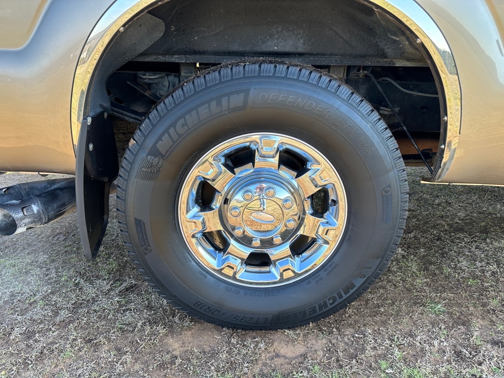 Ford Super Duty F-250 SRW 2WD Crew Cab 156" King Ranch 2012