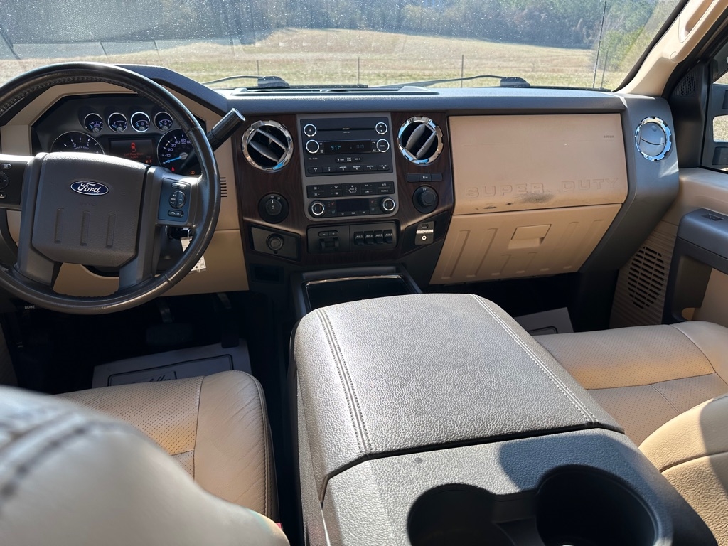 Ford Super Duty F-250 SRW 2WD Crew Cab 156" King Ranch 2012