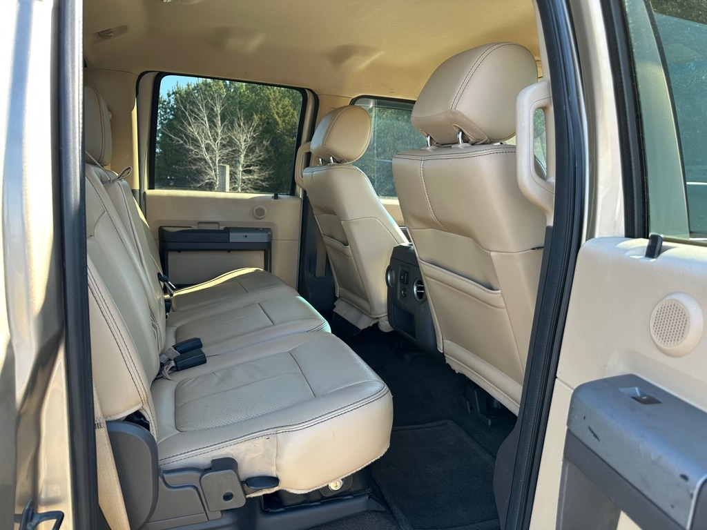 Ford Super Duty F-250 SRW 2WD Crew Cab 156" King Ranch 2012