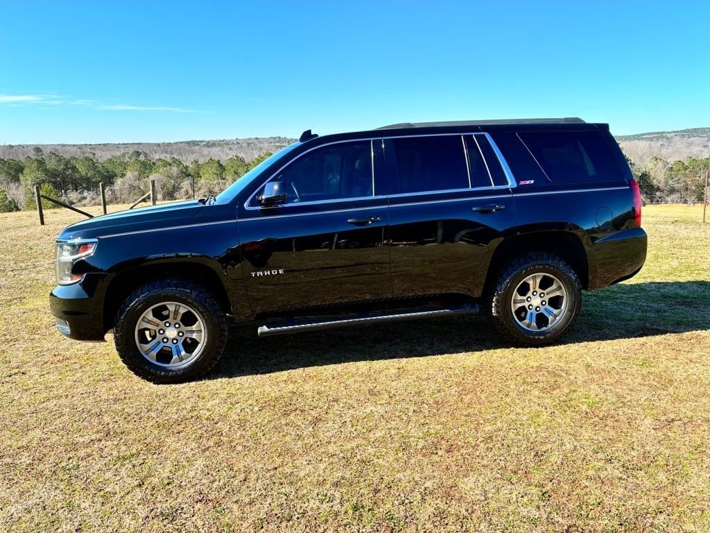 Chevrolet Tahoe 4WD 4dr LT 2017