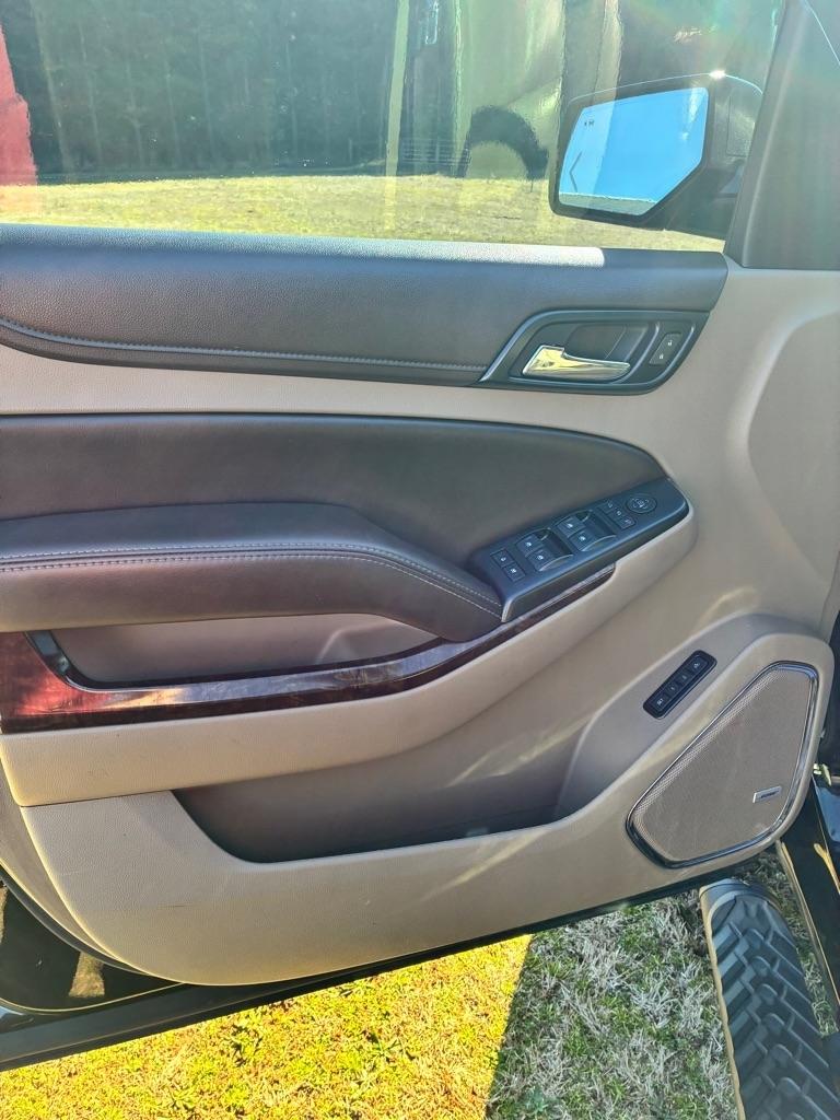 Chevrolet Tahoe 4WD 4dr LT 2017