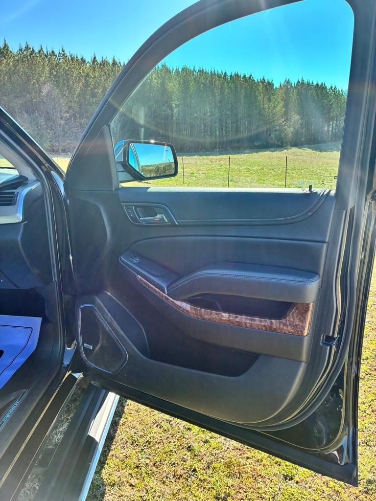 Chevrolet Tahoe 4WD 4dr Premier 2018