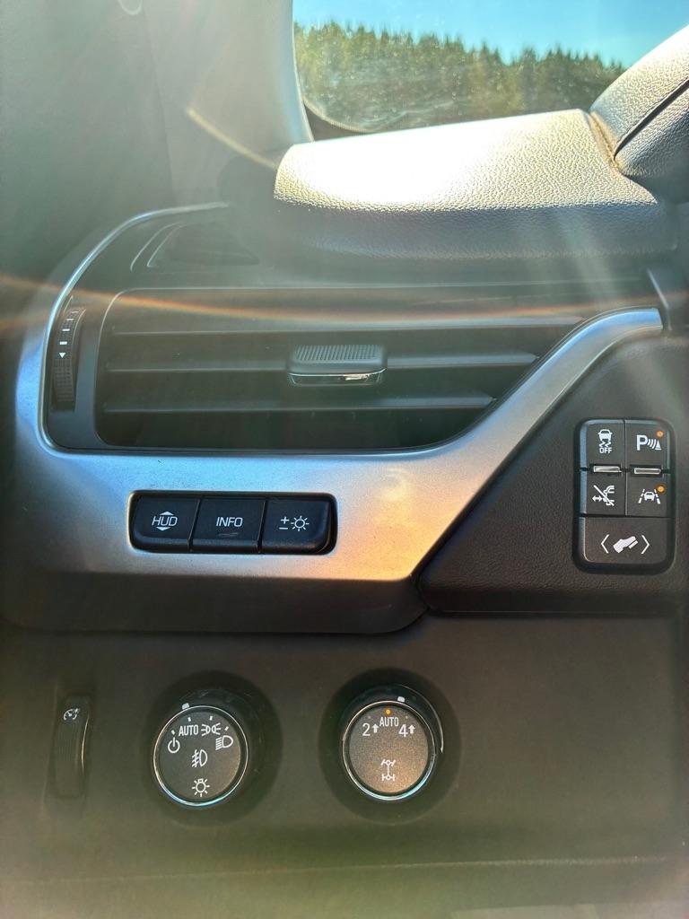 Chevrolet Tahoe 4WD 4dr Premier 2018