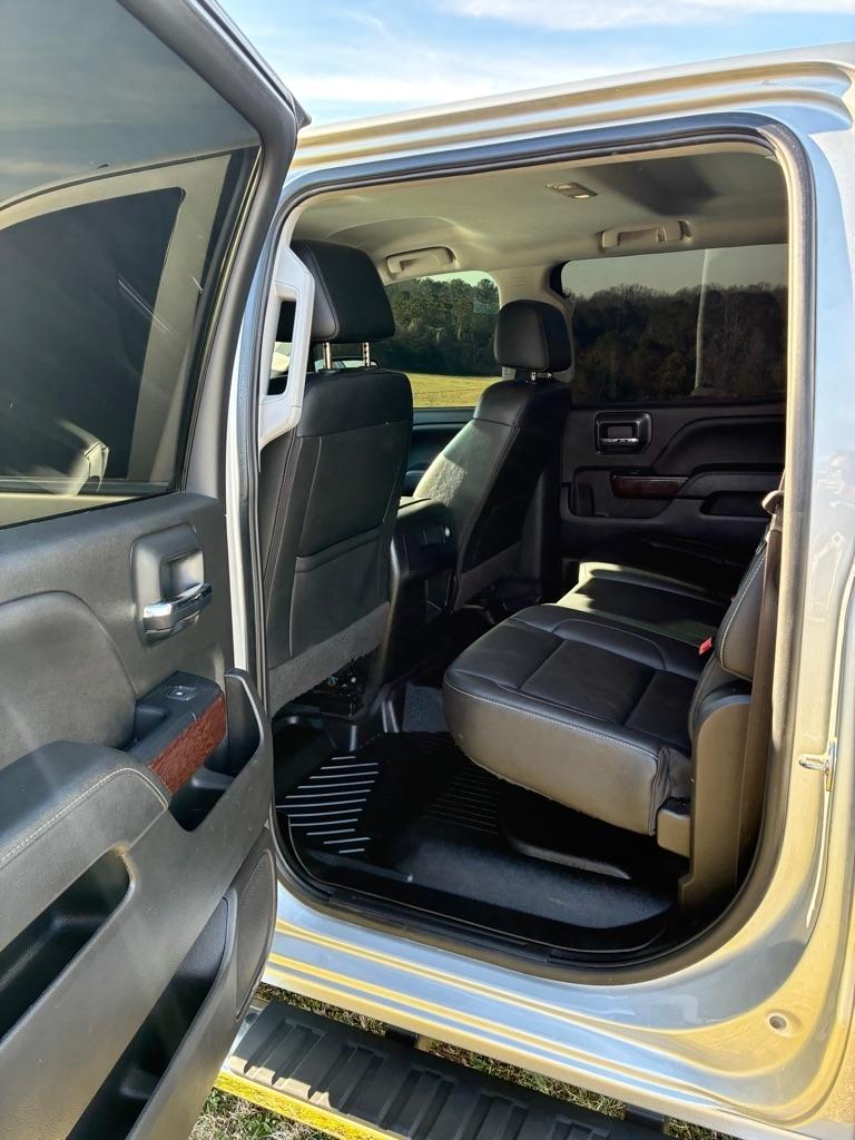 GMC Sierra 1500 4WD Crew Cab 143.5" SLT 2018