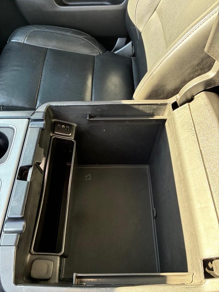 GMC Sierra 1500 4WD Crew Cab 143.5" SLT 2018