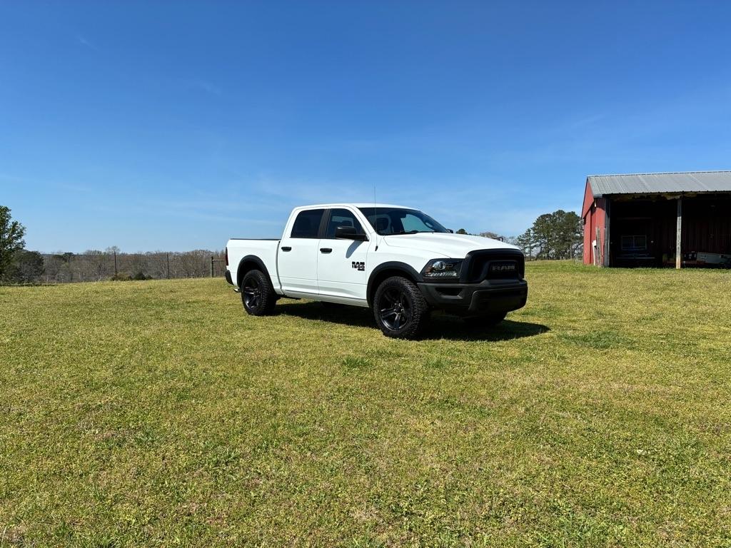 RAM 1500 Classic Warlock 4x2 Crew Cab 5'7" Box 2022