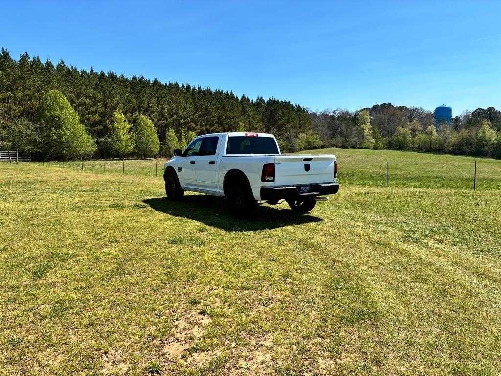 RAM 1500 Classic Warlock 4x2 Crew Cab 5'7" Box 2022