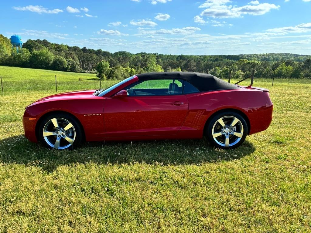 2011 Chevrolet Camaro 2dr Conv 2LT