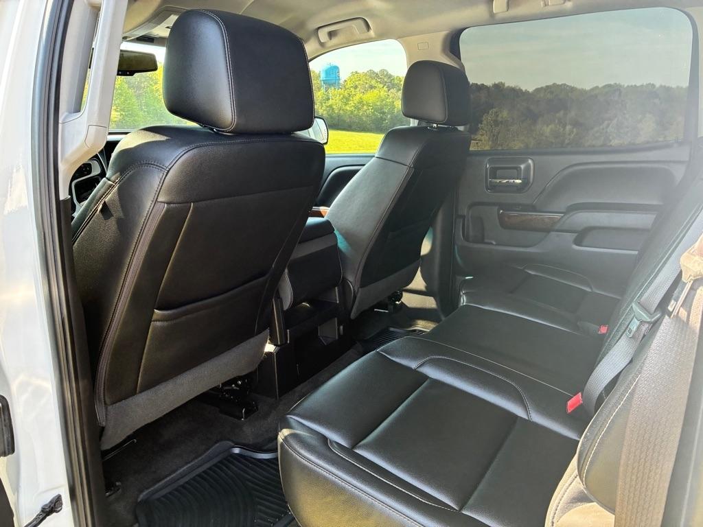 GMC Sierra 1500 2WD Crew Cab 143.5" SLT 2017