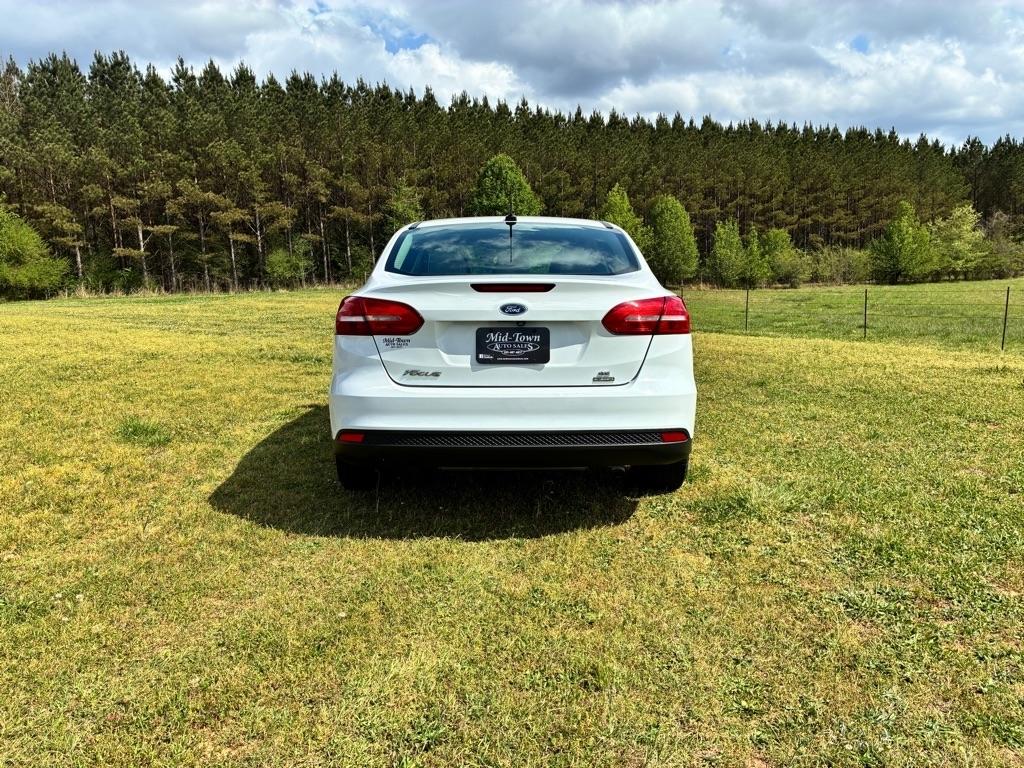 Ford Focus SE Sedan 2017