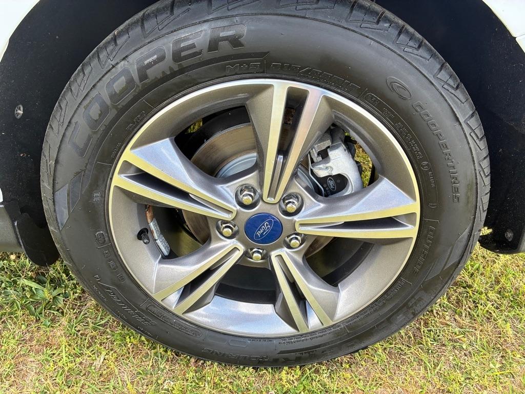 Ford Focus SE Sedan 2017