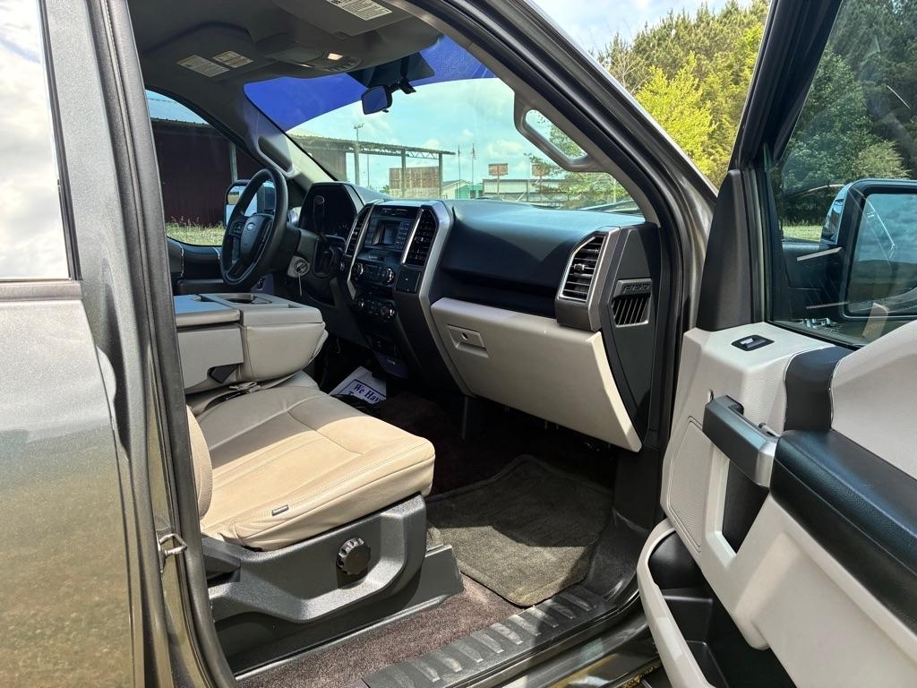 Ford F-150 4WD SuperCrew 145" King Ranch 2016