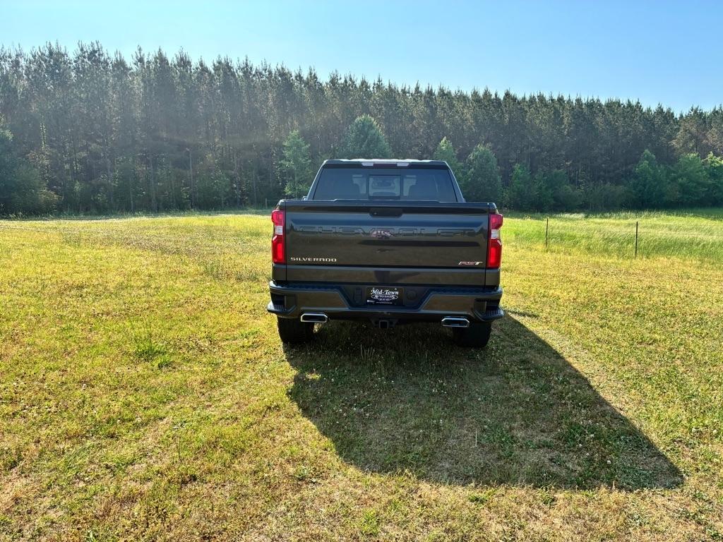 Chevrolet Silverado 1500 4WD Crew Cab 147" RST 2021