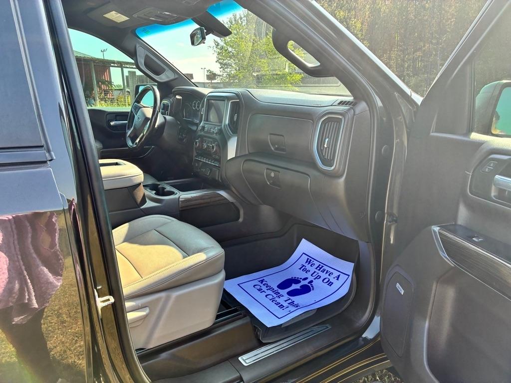 Chevrolet Silverado 1500 4WD Crew Cab 147" RST 2021